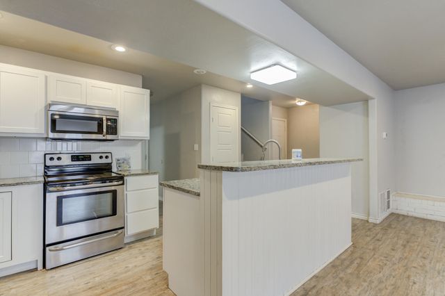 4320 52nd Street, Lubbock, TX 79413