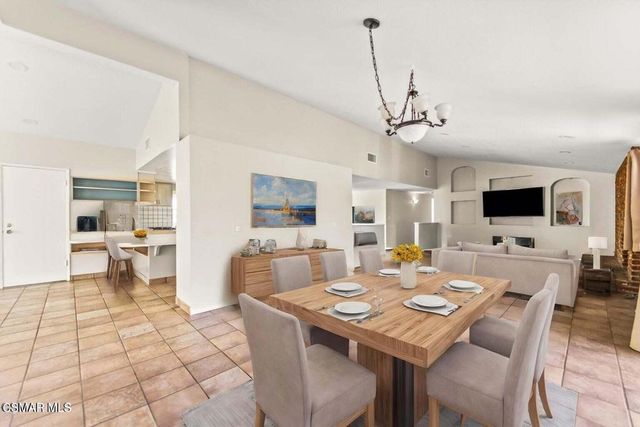 1217 Coventry Drive, Thousand Oaks, CA 91360