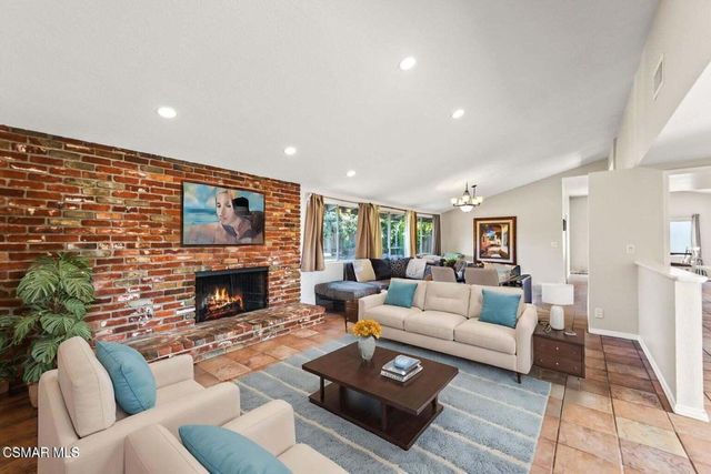 1217 Coventry Drive, Thousand Oaks, CA 91360
