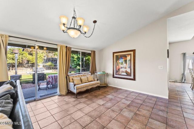 1217 Coventry Drive, Thousand Oaks, CA 91360