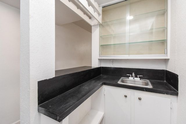 7814 Candlegreen Lane, Houston, TX 77071