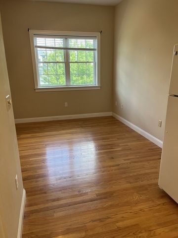 60 Pearl Street 304, Braintree, MA 02184