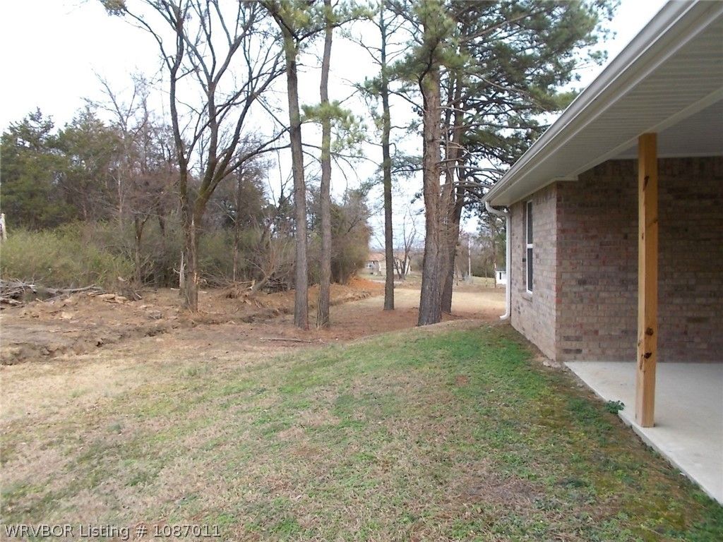 3903 White House Lane 3903 White House Lane