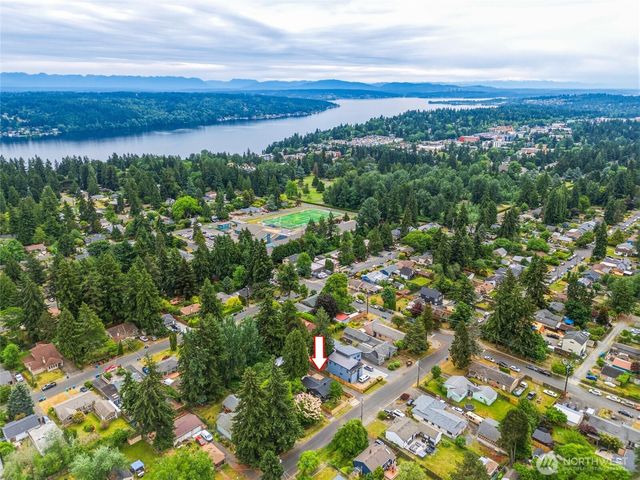 15822 26th Avenue NE, Shoreline, WA 98155