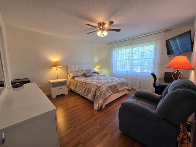 140 Lake Nancy Lane 412, West Palm Beach, FL 33411