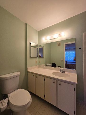 140 Lake Nancy Lane 412, West Palm Beach, FL 33411