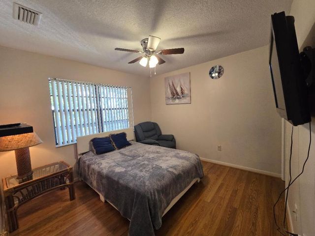 140 Lake Nancy Lane 412, West Palm Beach, FL 33411