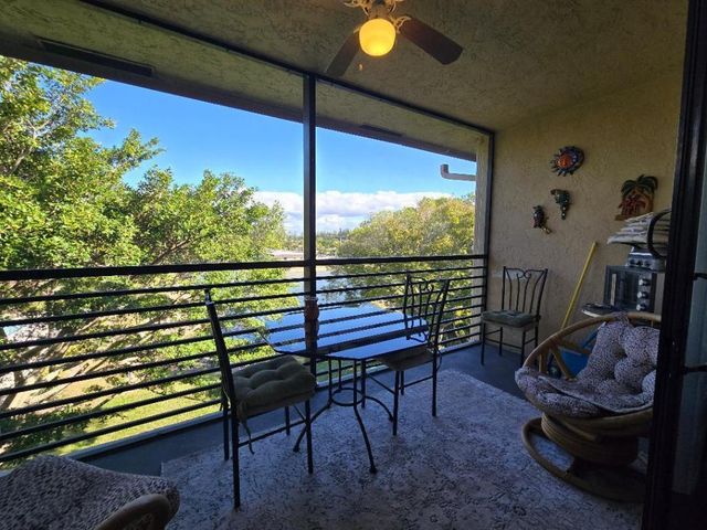 140 Lake Nancy Lane 412, West Palm Beach, FL 33411