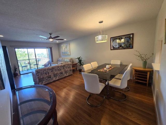 140 Lake Nancy Lane 412, West Palm Beach, FL 33411