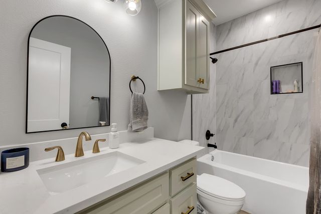 1009 Harrier Dr, Midland, TX 79706