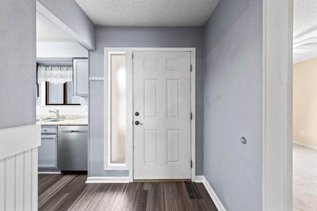 208 Bartonwood Court, Niceville, FL 32578