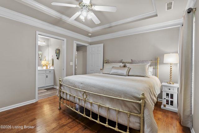 9908 Chenoweth Vista Way, Louisville, KY 40299