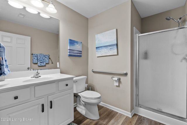 9908 Chenoweth Vista Way, Louisville, KY 40299