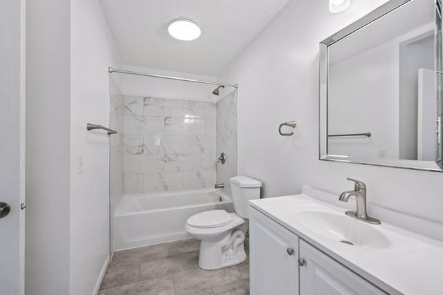 19357 Norfolk Street NW, Elk River, MN 55330
