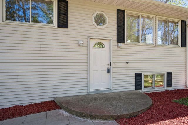 19357 Norfolk Street NW, Elk River, MN 55330