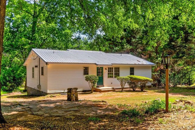108 Gordon Street, Greensboro, GA 30642