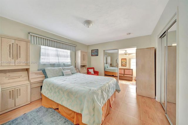 244 NW 43rd St, Miami, FL 33127