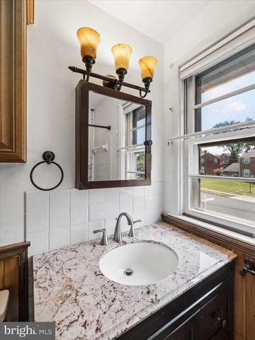4899 JACKSON DR, Brookhaven, PA 19015