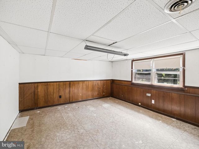 4899 JACKSON DR, Brookhaven, PA 19015