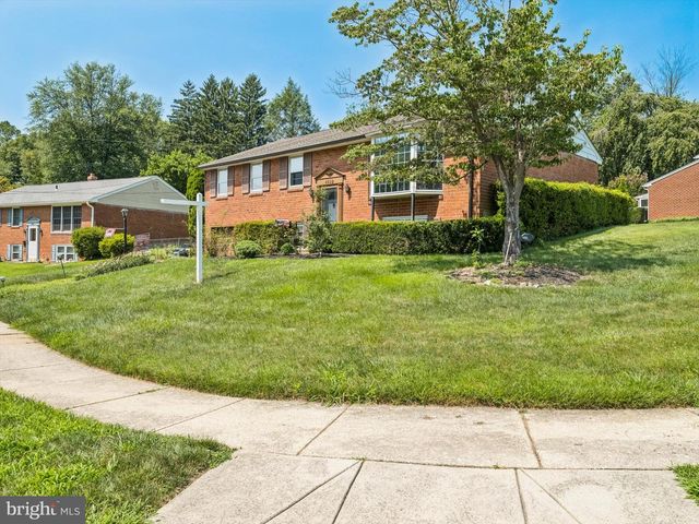 4899 JACKSON DR, Brookhaven, PA 19015