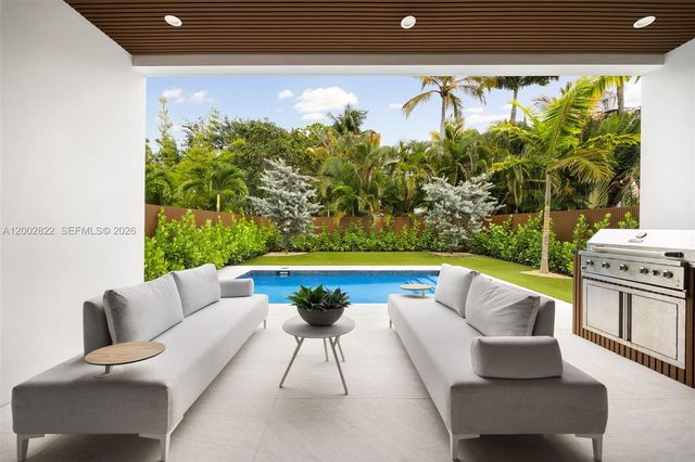 1122 NE 10th Avenue A, Fort Lauderdale, FL 33304