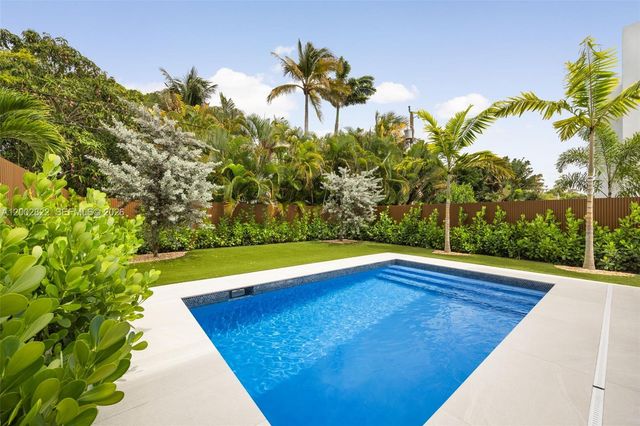 1122 NE 10th Avenue A, Fort Lauderdale, FL 33304
