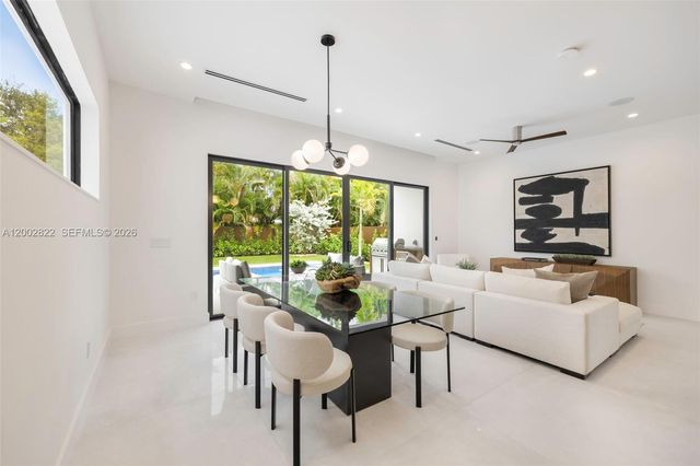 1122 NE 10th Avenue A, Fort Lauderdale, FL 33304