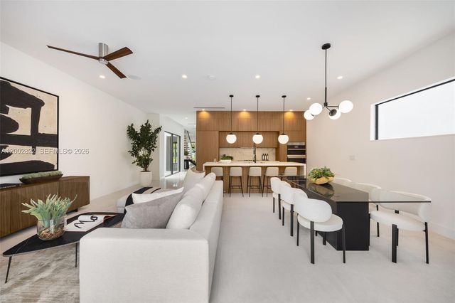 1122 NE 10th Avenue A, Fort Lauderdale, FL 33304
