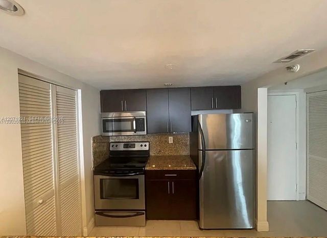 850 N Miami Avenue W-2205, Miami, FL 33136