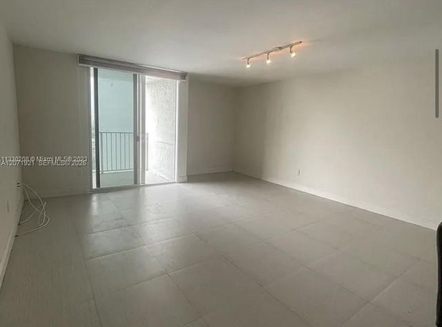 850 N Miami Avenue W-2205, Miami, FL 33136