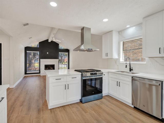 9819 Bent Spur Lane, Houston, TX 77064