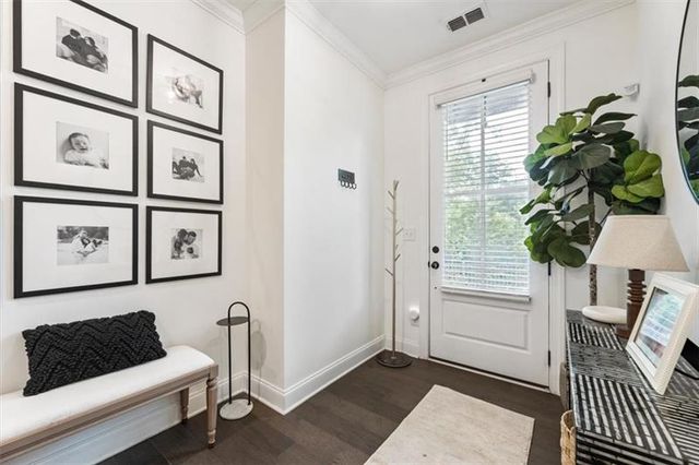 6579 Beacon Drive 327, Sandy Springs, GA 30328