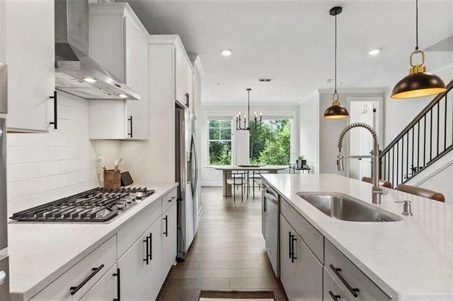 6579 Beacon Drive 327, Sandy Springs, GA 30328