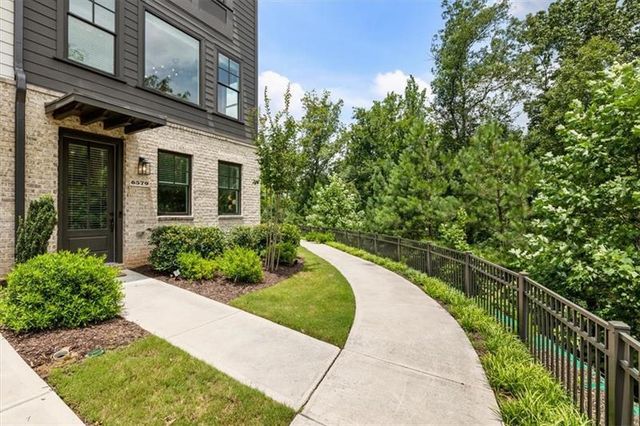 6579 Beacon Drive 327, Sandy Springs, GA 30328