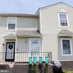 5834 N HOLLY SPRINGS DR #2, Capitol Heights, MD 20743