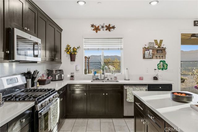 4013 Elderberry, Lake Elsinore, CA 92530