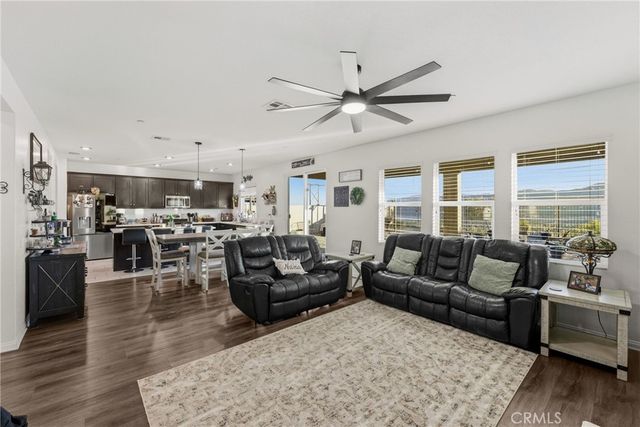 4013 Elderberry, Lake Elsinore, CA 92530