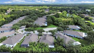 6077 SANDHILL RIDGE DRIVE, Lithia, FL 33547