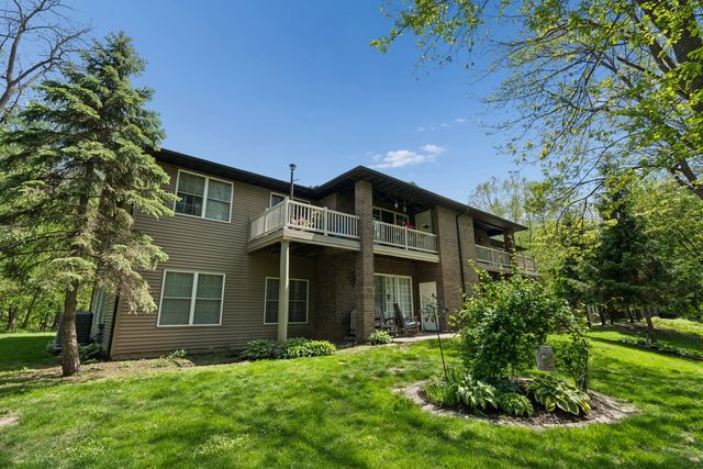 2997 3rd Street 200, Moline, IL 61265