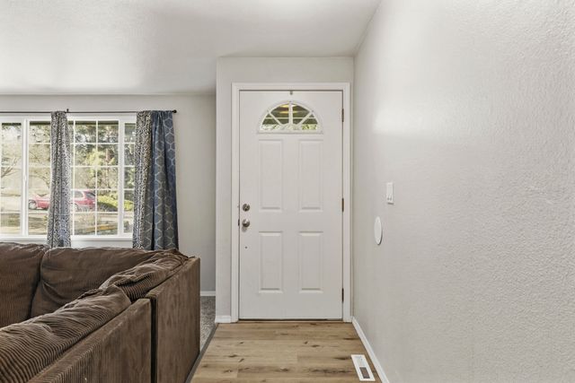 2609 Berkeley Street, Klamath Falls, OR 97601