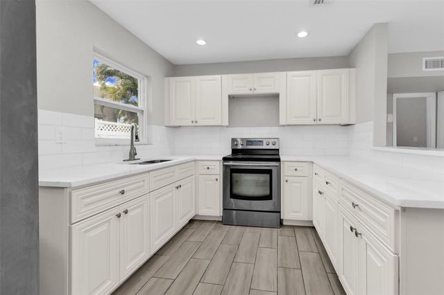 721 N OSPREY AVENUE, Sarasota, FL 34236