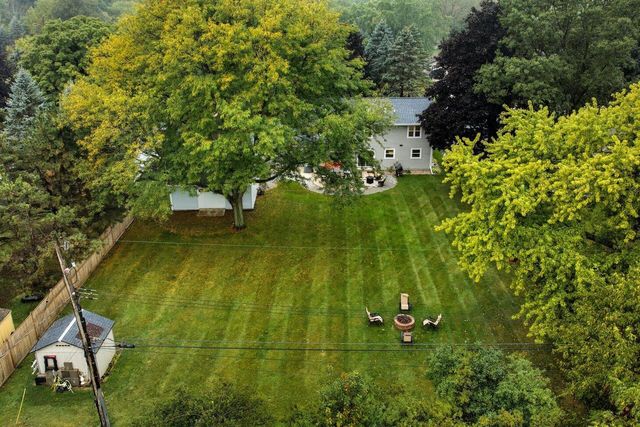 4962 S 82nd STREET, Greenfield, WI 53220