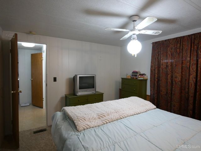 23578 Granite Avenue, Dollar Bay, MI 49922