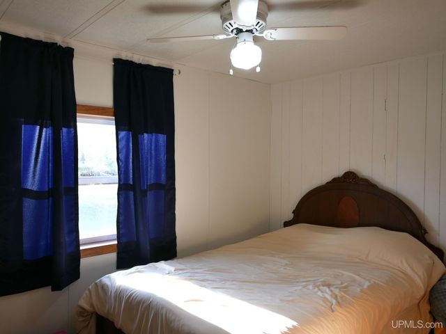 23578 Granite Avenue, Dollar Bay, MI 49922