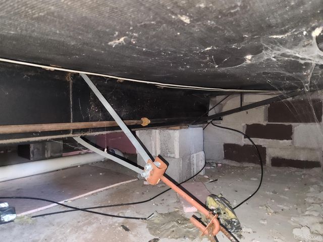 23578 Granite Avenue, Dollar Bay, MI 49922