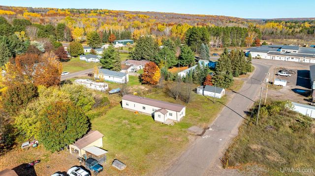 23578 Granite Avenue, Dollar Bay, MI 49922