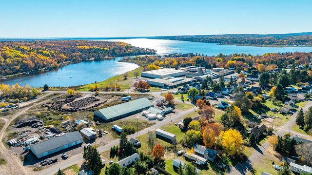 23578 Granite Avenue, Dollar Bay, MI 49922