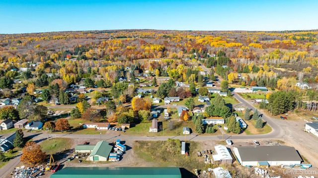 23578 Granite Avenue, Dollar Bay, MI 49922