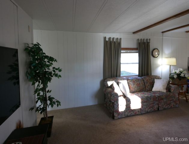 23578 Granite Avenue, Dollar Bay, MI 49922