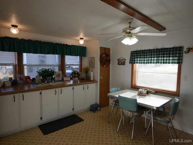 23578 Granite Avenue, Dollar Bay, MI 49922